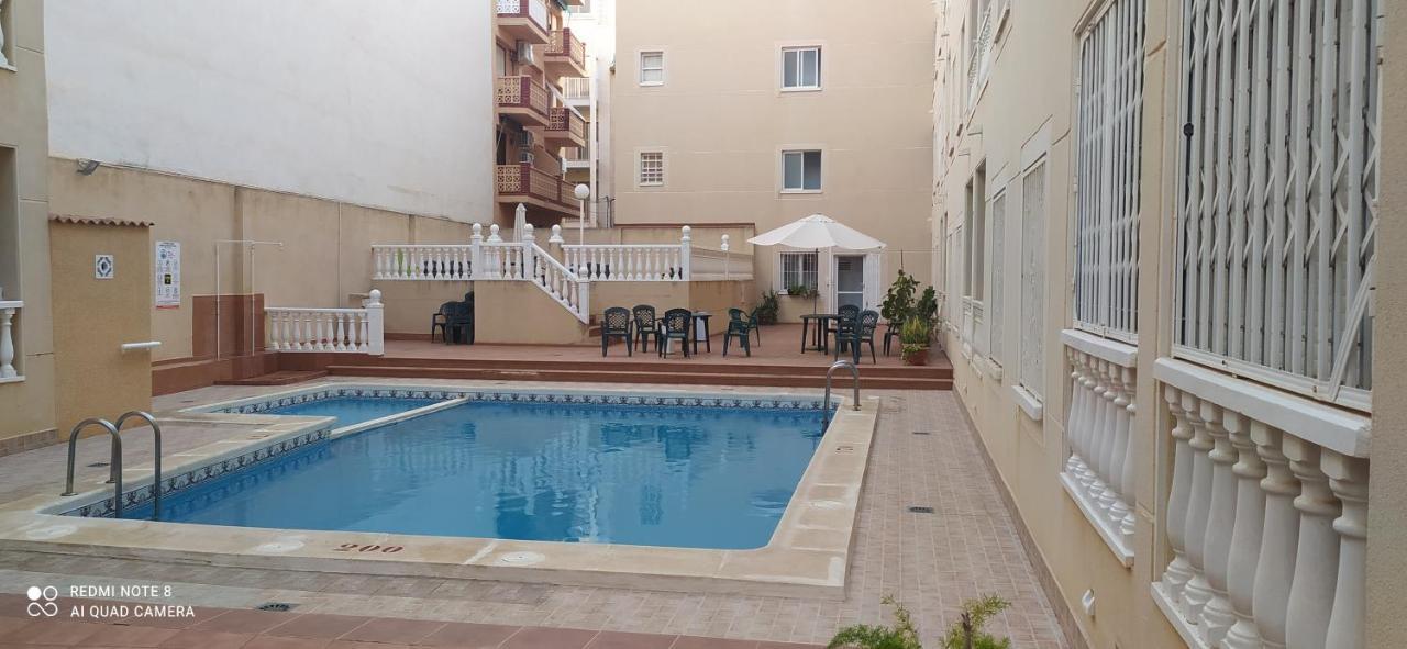 Apartment Estudio Wifi Bano 1 Sofa Cama Doble Piscina Playa 100mts Torrevieja